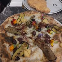 Vegan Pizza botánico and vegan pizza frita at OWAP in Naples