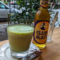 Matcha & Mate 💚🧡 at Morgentau. in Barcelona