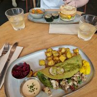  at Morgentau. in Barcelona