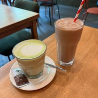 Matcha latte + Hot chocolate at Morgentau. in Barcelona