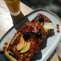  at Morgentau. in Barcelona