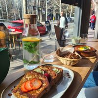 French toasts (as a French person I can tell they're good) at Morgentau. in Barcelona