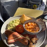 Full English breakfast   at Morgentau. in Barcelona