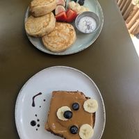 Pancakes and bear toast (from the children's menu) - great as snacks with a coffee. at Morgentau. in Barcelona