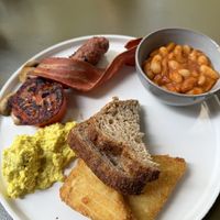 Full English  at Morgentau. in Barcelona