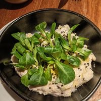 Hummus di cannellini con porri e valeriana at Sarma Bistrot in Arezzo