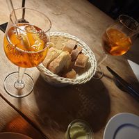 Bread with vegan mayo at Jakobos Tapasbar in Eggstaett
