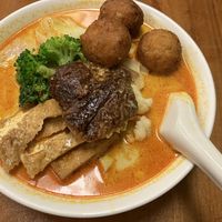 Laksi   at Aunty Mena's in Wellington