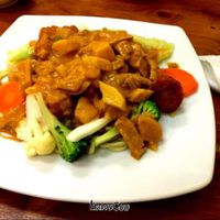 curry noodles at Aunty Mena's in Wellington