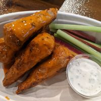 Buffalo wings at Sia's in Pittsburgh