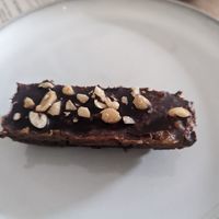 Raw vegan snickers bar at Baranka in Sopron