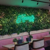  at Kenny's in Modling