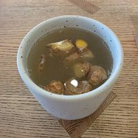 Ingwer Lemon Tea at Lucy's The Deli in Berlin