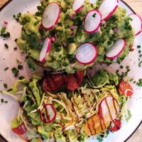 Avocado toast at Cavoua Coffee Spot in Saint-malo