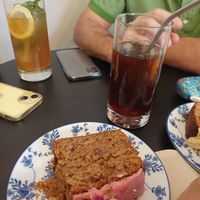 Lemonade + ice coffee + cakes at Dale Café  in Madrid