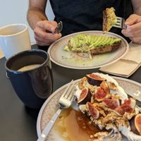  at Dale Café  in Madrid