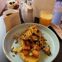  at Dale Café  in Madrid