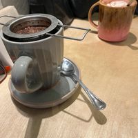  at Dale Café  in Madrid