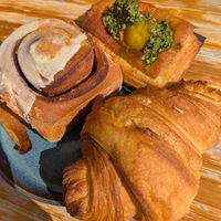 Yes....they're vegan 😋 at Sloth Coffee Co in Swansea