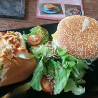 Toscana burger and hot dog at Savory in Frankfurt