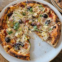 Pizza of the week: Cashew cheese, eggplant, zucchini, olives, onions, garlic, fresh oregano at NOAH in Mainz