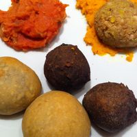 beet root cream, nut energy ball on carrot cream, bread coated lentil balls and bread coated Brussels sprouts at I Sapori di Liila in Mentana