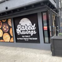 Sign explaining that all the food here is nut free  at Baked Cravings in New York City