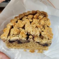Lemon berry crumble bar at Mattna Bakery - 맛나베이커리 in Chuncheon