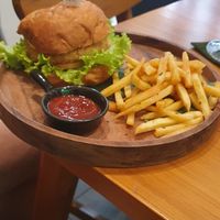 Saucetree Burger at Sauce Tree Sanur: Plant Based Cafe in Sanur