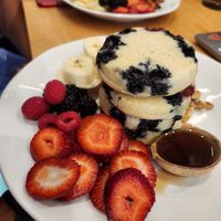  at Red's Leaf Café in Metuchen