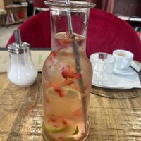 Lavender lemonadee  at Vox Libri in Vienna