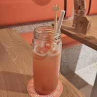 Nicht zu süß. Einfach frisch at Hulala in Dusseldorf