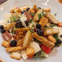 Ceasar's Sunshine 💛 at Hulala in Dusseldorf