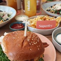 Bravocado Burger 🥓 🥑   at Hulala in Dusseldorf