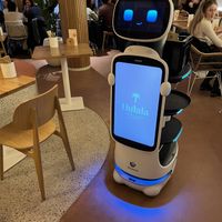 Hilfskraft 😂  at Hulala in Dusseldorf