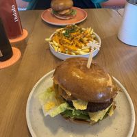 Chili Cheeze Burger, Loaded Fries, Free Chicken Burger  at Hulala in Dusseldorf