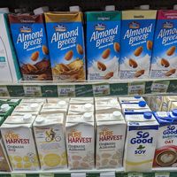 Vegan milks at Pepito Market in Kerobokan Kelod