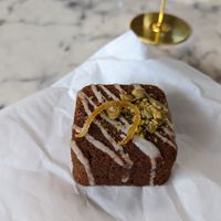 Vegan vanilla cake at Daily Chew in Atlanta