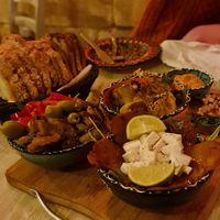 Vegan platter at The Rootz Bar in Valletta