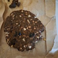 Vegan cookie option at Arán bakery in Budapest