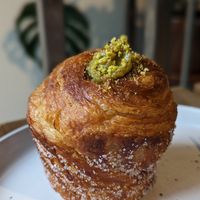 pistachio cruffin at Crave Coffee & Bakery in Rotterdam