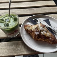 Strawberry matcha latte (quite tasty) and almond croissant (decent flavour, but too dry) at Crave Coffee & Bakery in Rotterdam