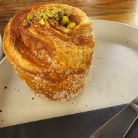 Pistache cruffin at Crave Coffee & Bakery in Rotterdam