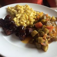 BBQ Tempeh, vegan Mac & Cheese, okra and tomatoes at Southern Charm Kitchen in Gainesville