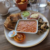 Vegan cooked breakfast at Copper Kettle in Cambridge