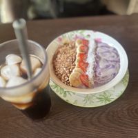 Açaí bowl with no peanut butter or chocolate sauce. Yum.   at Feelovesophy in Uvita
