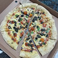 Pizza ratónica  at El Ratón Vegano in Monterrey