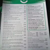 klar gelabelte vegetarische (V) und vegane (VB) Gerichte auf der Karte at The View in Oban