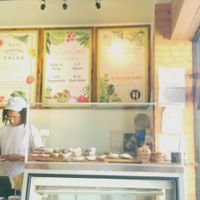 You order here and they bring food to you. Service is very friendly at Four Cafe in Los Angeles