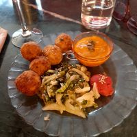 Bolitas de tempeh  at La Sinsorga - Cultural Space in Bilbao